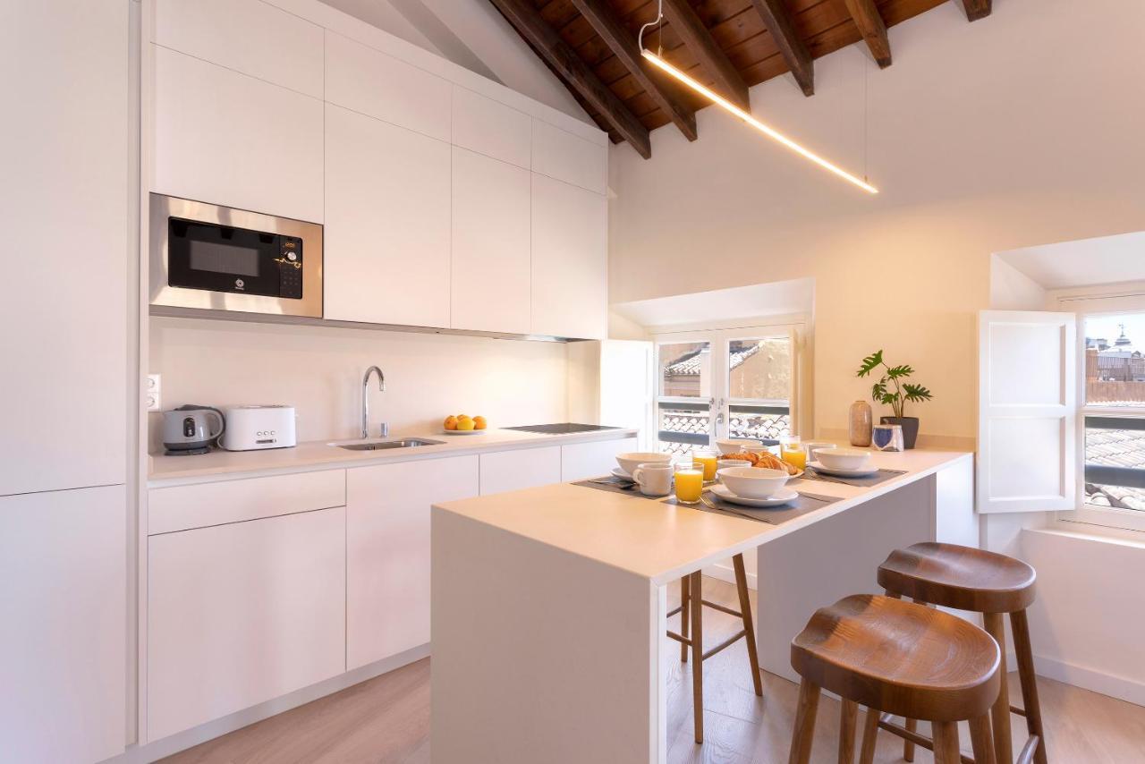 Apartamentos Thyssen Cisneros By Rent Me Málaga Dış mekan fotoğraf
