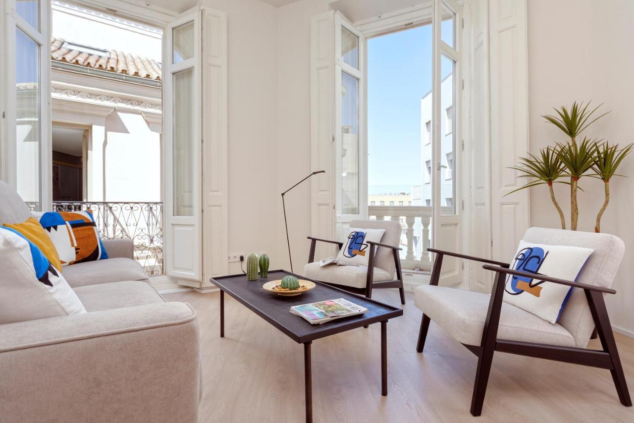 Apartamentos Thyssen Cisneros By Rent Me Málaga Dış mekan fotoğraf