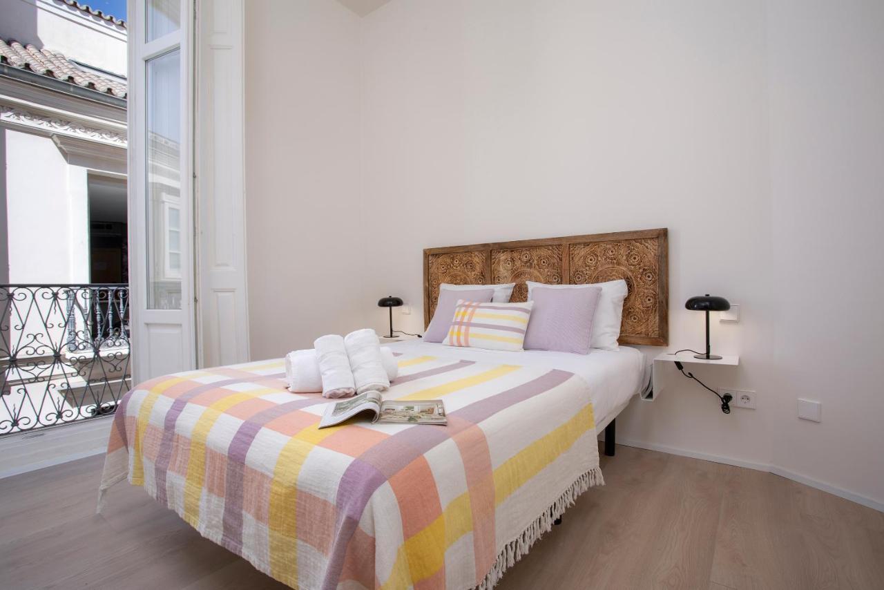 Apartamentos Thyssen Cisneros By Rent Me Málaga Dış mekan fotoğraf