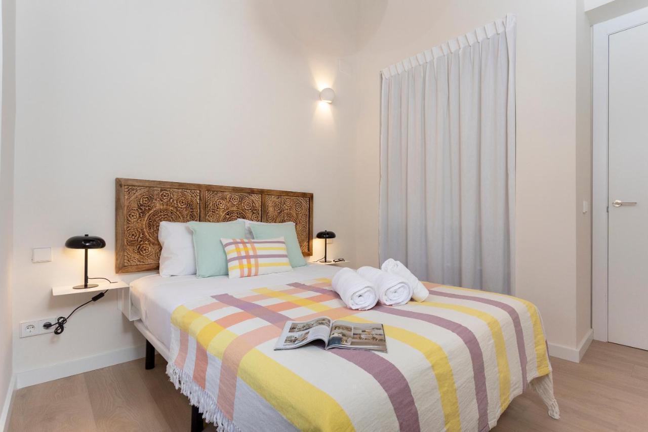 Apartamentos Thyssen Cisneros By Rent Me Málaga Dış mekan fotoğraf