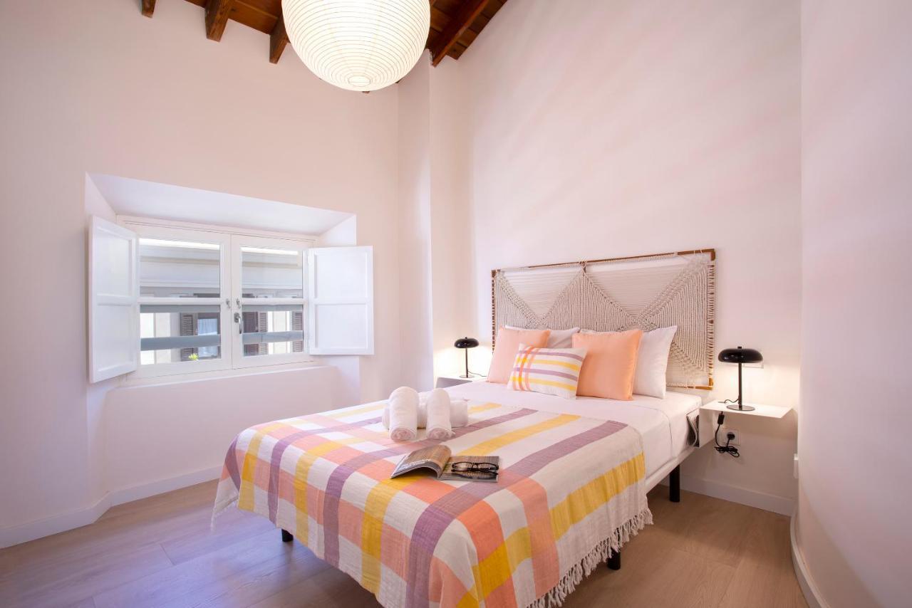 Apartamentos Thyssen Cisneros By Rent Me Málaga Dış mekan fotoğraf