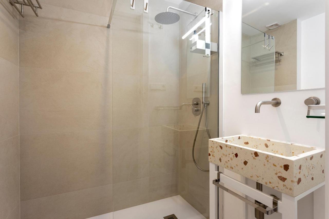 Apartamentos Thyssen Cisneros By Rent Me Málaga Dış mekan fotoğraf